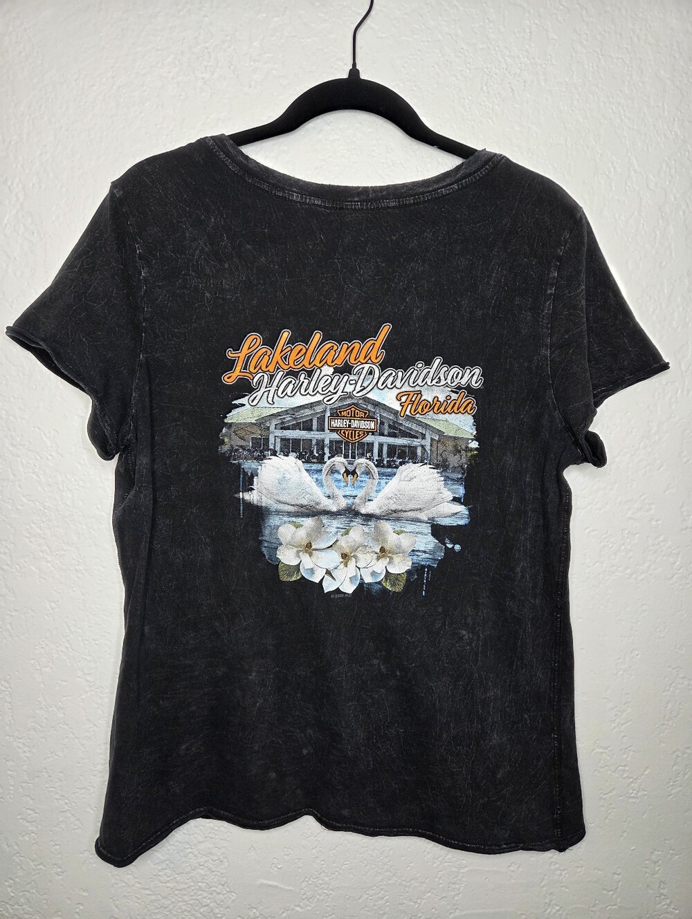 Harley-Davidson Black V-Neck Floral Graphic Tee Size XL Cotton Biker Tshirt - Picture 6 of 11